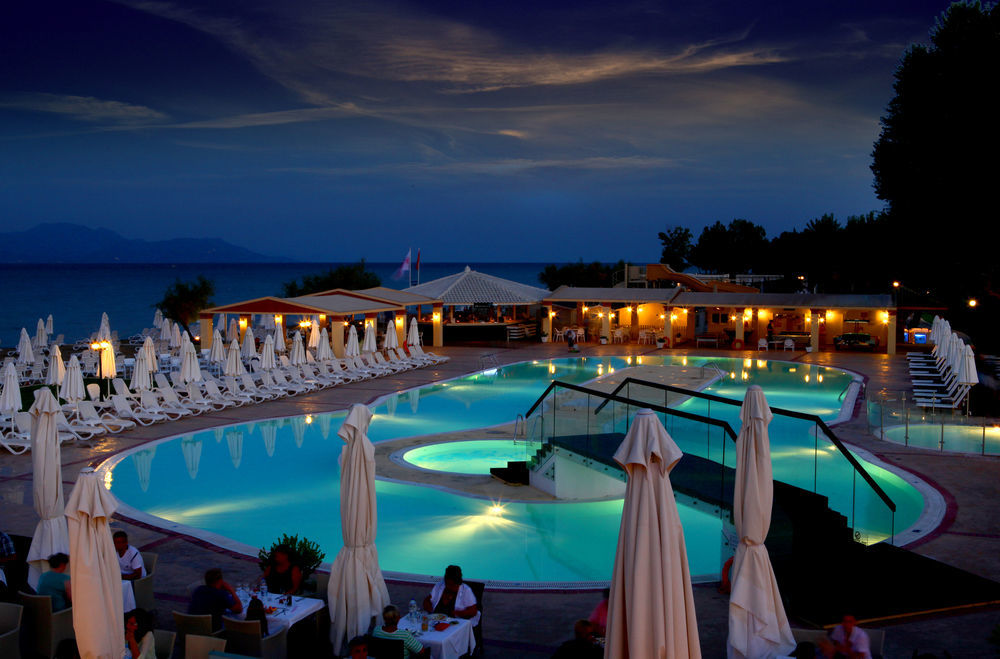 Hotel de apartamente Capo Di Corfu 5*